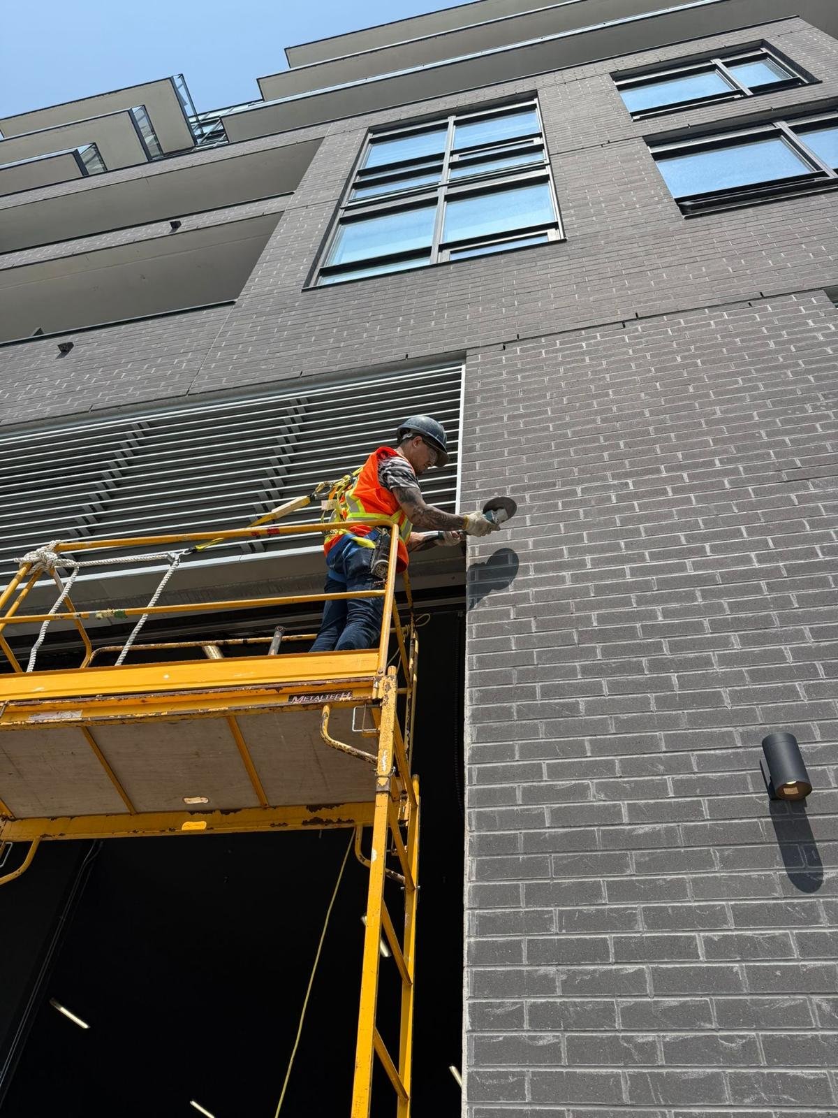 WhatsApp Image 2025-12-19 at 09.30.00 (13)